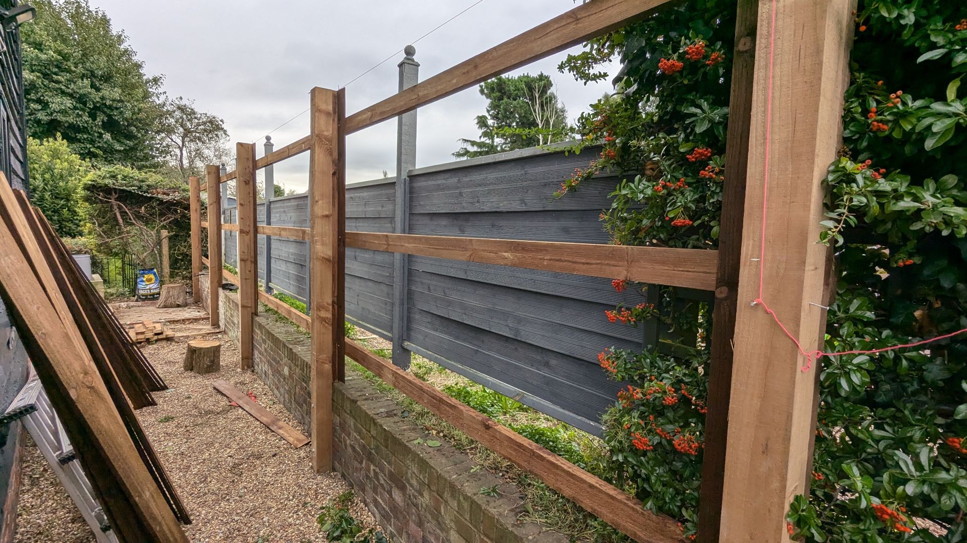 Fencing & Decking - Image 3